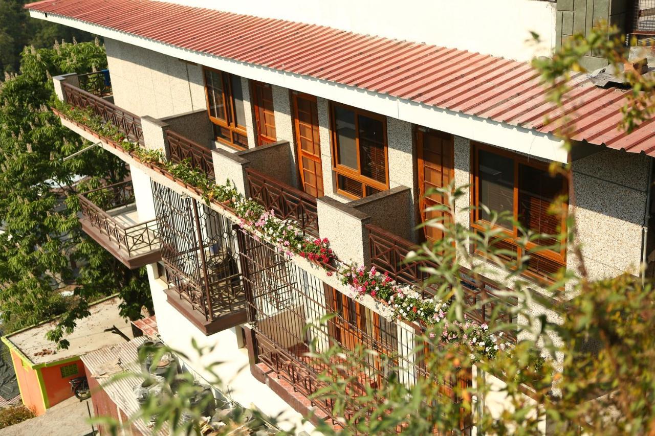 Hotel Devlok Primal Mussoorie Kültér fotó