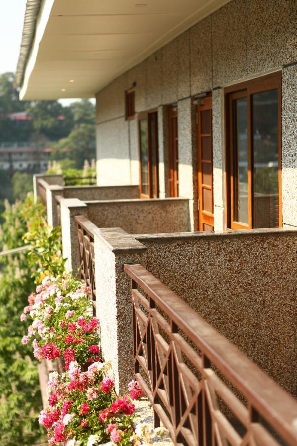 Hotel Devlok Primal Mussoorie Kültér fotó